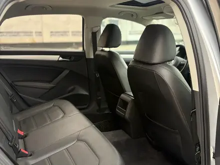 Volkswagen Passat 2011 года за 4 700 000 тг. в Актау – фото 5