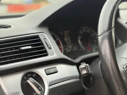 Volkswagen Passat 2011 года за 4 700 000 тг. в Актау – фото 8