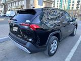 Toyota RAV4 2020 годаүшін13 000 000 тг. в Атырау – фото 3