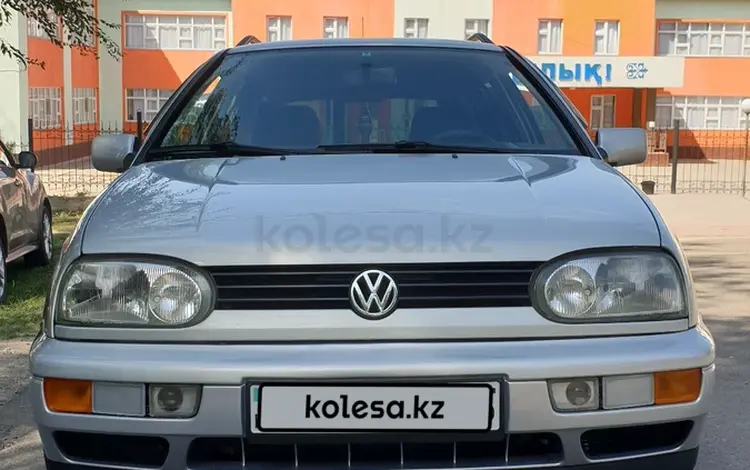 Volkswagen Golf 1998 года за 3 600 000 тг. в Алматы