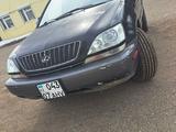 Lexus RX 300 2001 годаүшін4 800 000 тг. в Уральск – фото 2