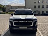 Toyota Land Cruiser 2022 года за 53 000 000 тг. в Караганда – фото 2