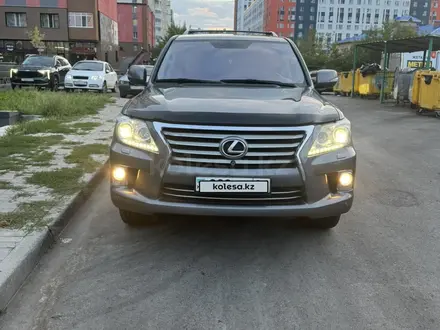 Lexus LX 570 2013 года за 26 000 000 тг. в Астана – фото 2