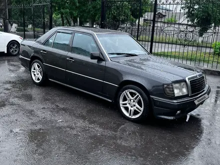 Mercedes-Benz E 280 1992 года за 2 800 000 тг. в Тараз – фото 4