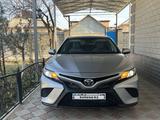 Toyota Camry 2020 года за 12 200 000 тг. в Шымкент