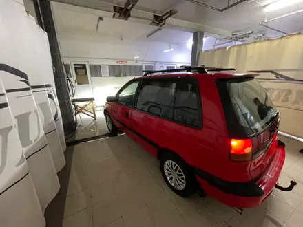 Mitsubishi Space Runner 1997 года за 1 400 000 тг. в Алматы – фото 2