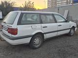 Volkswagen Passat 1994 годаүшін1 280 000 тг. в Усть-Каменогорск – фото 4