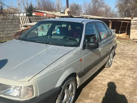 Volkswagen Passat 1993 года за 1 400 000 тг. в Тараз – фото 6