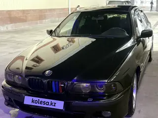 BMW 5 Series, 2001
