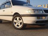 Volkswagen Passat 1996 годаүшін2 500 000 тг. в Жанаозен