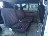 Volkswagen Caravelle 1999 года за 3 300 000 тг. в Есик – фото 4