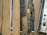 Сабля телевизор экрана кузов середина TOYOTA CAMRY LEXUS ES за 10 000 тг. в Астана