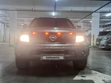 Nissan Pathfinder, 2005