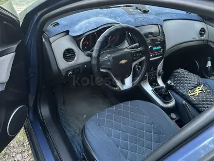 Chevrolet Cruze 2014 года за 4 100 000 тг. в Петропавловск – фото 13