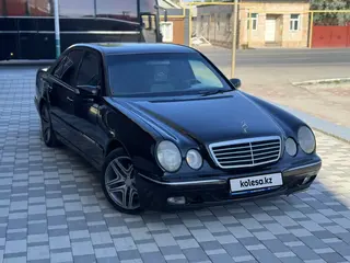 Mercedes-Benz E 280