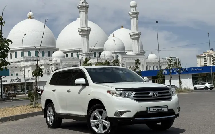 Toyota Highlander 2012 года за 12 299 999 тг. в Шымкент