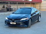 Toyota Camry 2017 года за 11 000 000 тг. в Актау – фото 2