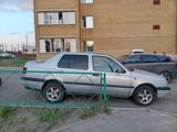 Volkswagen Vento 1993 года за 1 000 000 тг. в Караганда – фото 2