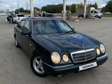 Mercedes-Benz E 230 1996 года за 2 000 000 тг. в Атырау – фото 2