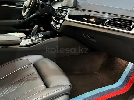 BMW 520 2022 года за 31 900 000 тг. в Усть-Каменогорск – фото 4