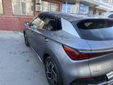BYD Yuan Plus 2024 года за 10 000 000 тг. в Атырау – фото 3