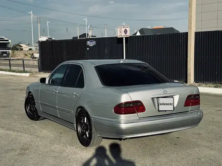 Mercedes-Benz E 280 1999 года за 4 000 000 тг. в Кызылорда – фото 5