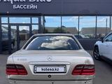 Mercedes-Benz E 280 1996 года за 1 300 000 тг. в Уральск – фото 3