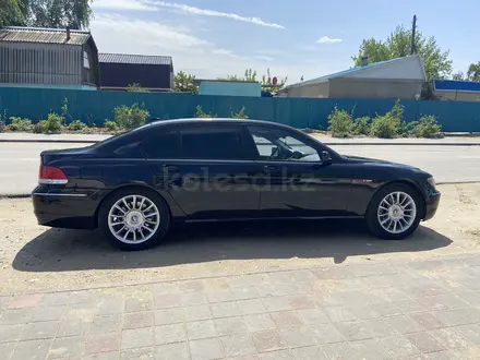 BMW 750 2006 года за 4 500 000 тг. в Петропавловск – фото 12