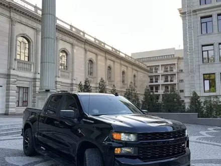 Chevrolet Silverado 2021 года за 35 000 000 тг. в Алматы – фото 3