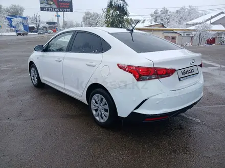 Hyundai Accent 2021 года за 6 850 000 тг. в Алматы – фото 4