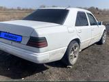 Mercedes-Benz E 250 1989 года за 1 200 000 тг. в Темиртау – фото 2