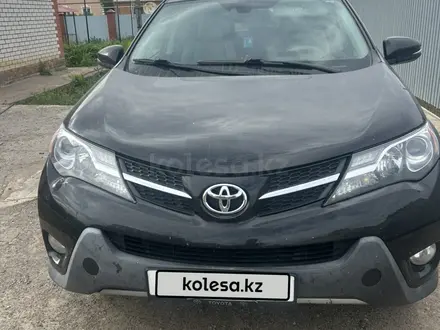 Toyota RAV4 2015 года за 5 800 000 тг. в Уральск