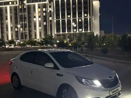 Kia Rio 2015 года за 5 500 000 тг. в Актау – фото 4