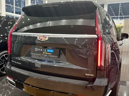 Cadillac Escalade Premium Luxury Platinum 2022 года за 110 000 000 тг. в Атырау – фото 5