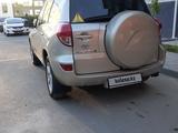 Toyota RAV4 2008 года за 7 000 000 тг. в Актобе – фото 4