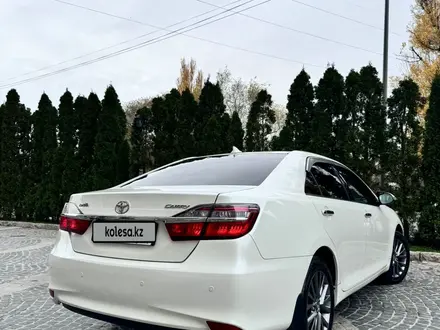 Toyota Camry 2016 года за 13 500 000 тг. в Алматы – фото 12