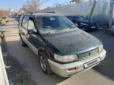 Mitsubishi Chariot 1995 года за 650 000 тг. в Алматы – фото 2