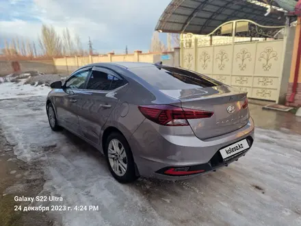 Hyundai Elantra 2020 года за 8 500 000 тг. в Шымкент – фото 9