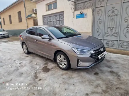 Hyundai Elantra 2020 года за 8 500 000 тг. в Шымкент – фото 13