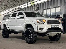 Toyota Tacoma, 2013