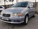 Hyundai Trajet 2004 года за 2 000 000 тг. в Шымкент – фото 4