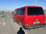 Volkswagen Multivan 1995 годаfor3 800 000 тг. в Ушарал – фото 5