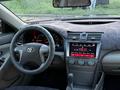 Toyota Camry 2007 года за 4 900 000 тг. в Уральск – фото 10
