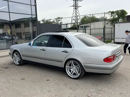 Mercedes-Benz E 280 1996 года за 4 000 000 тг. в Алматы – фото 7