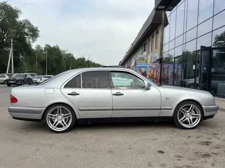 Mercedes-Benz E 280 1996 года за 4 000 000 тг. в Алматы – фото 8