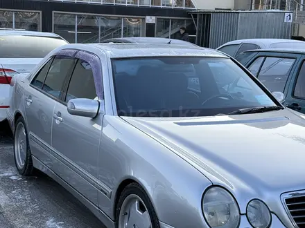 Mercedes-Benz E 430 2000 года за 8 500 000 тг. в Алматы – фото 4