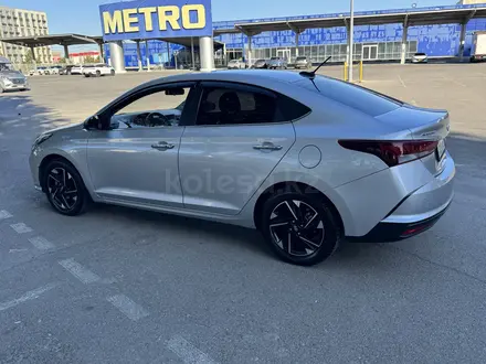 Hyundai Accent 2022 года за 7 100 000 тг. в Шымкент
