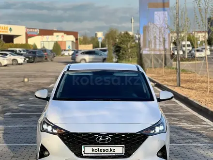Hyundai Accent 2021 года за 7 850 000 тг. в Шымкент