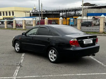 Toyota Camry 2004 года за 5 700 000 тг. в Тараз – фото 4