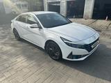 Hyundai Elantra 2021 года за 9 900 000 тг. в Алматы – фото 5